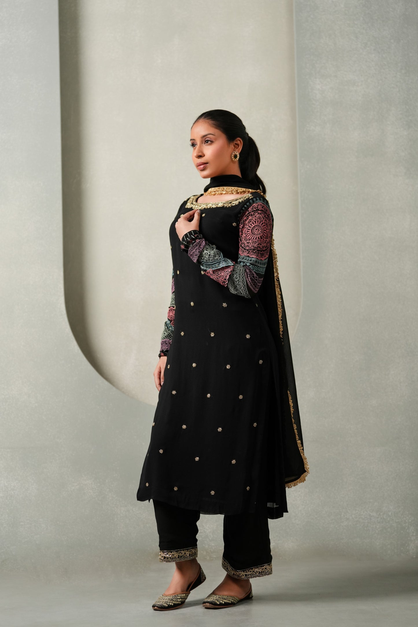 Samya Embroided Suit Set with Lace Work Dupatta  - Black