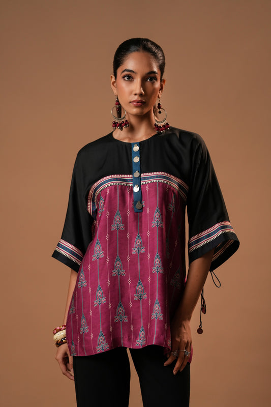 Zehraani Printed Top with Sleeves