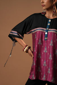 Zehraani Printed Top with Sleeves
