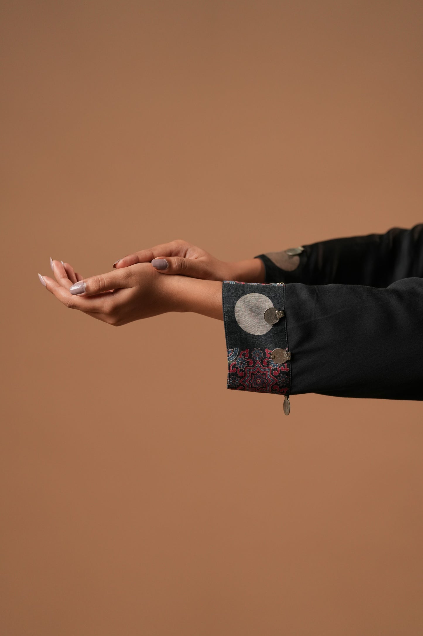 Mehraani Printed Kurti with Long Sleeves