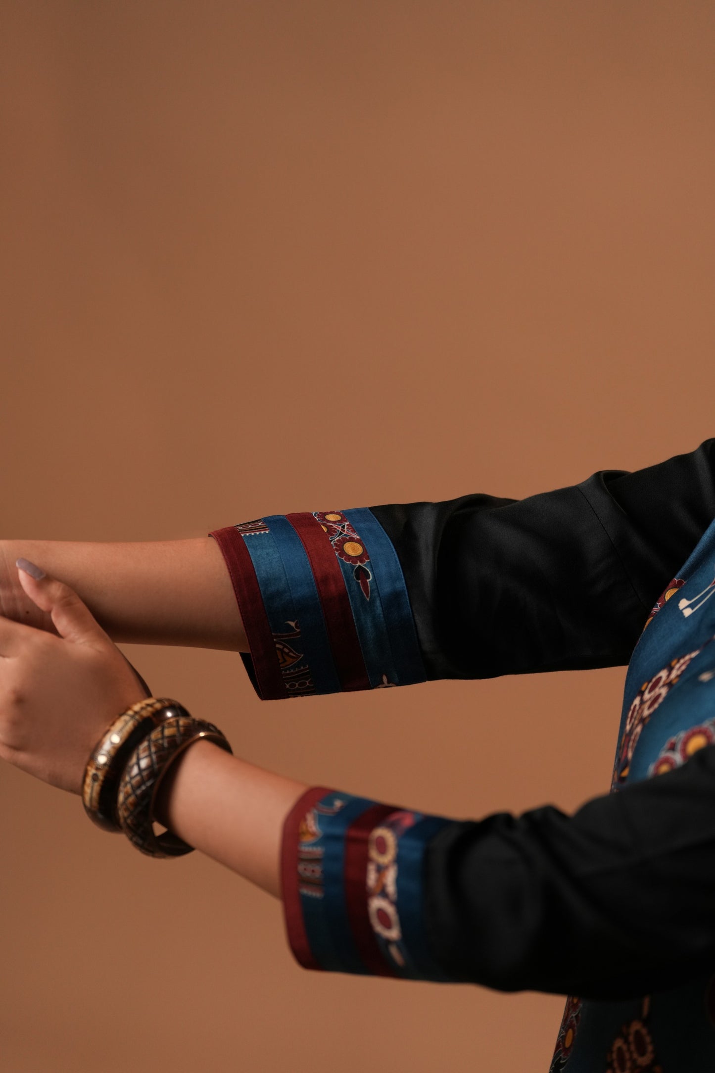 Morira Printed Short Kurti with Long Sleeves