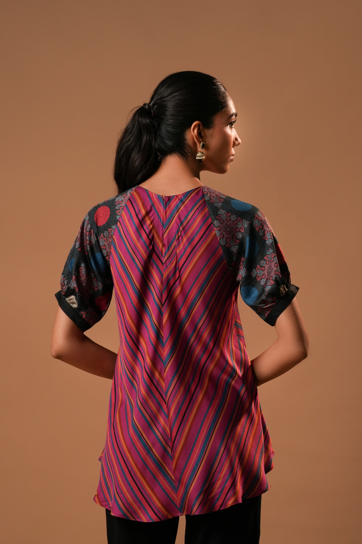 Lehraya Printed Top with Puff Sleeves