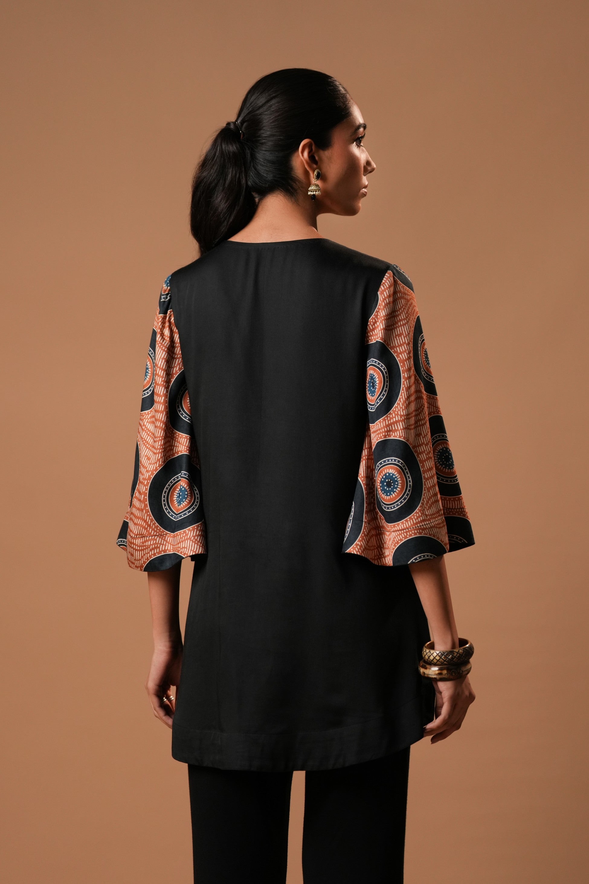 Zarpara Printed Top with Asymmetrical Sleeves