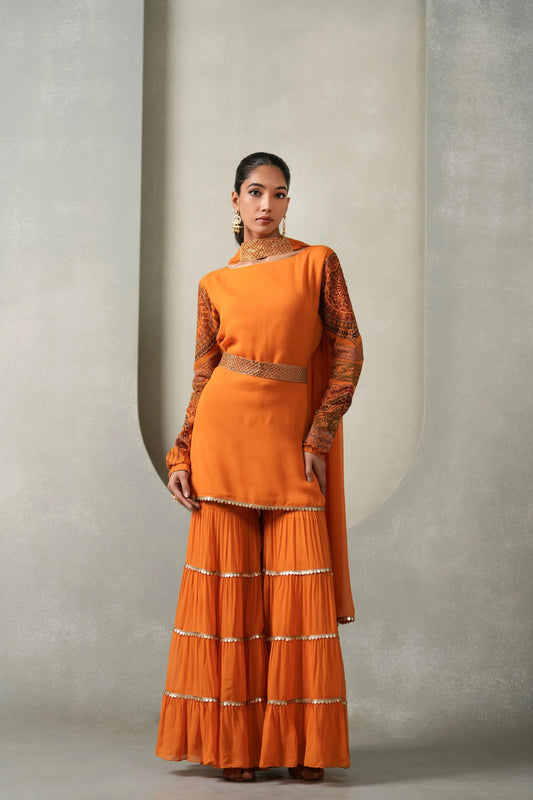 Your Complete Guide to Buying Indo Western Outfits Online in India