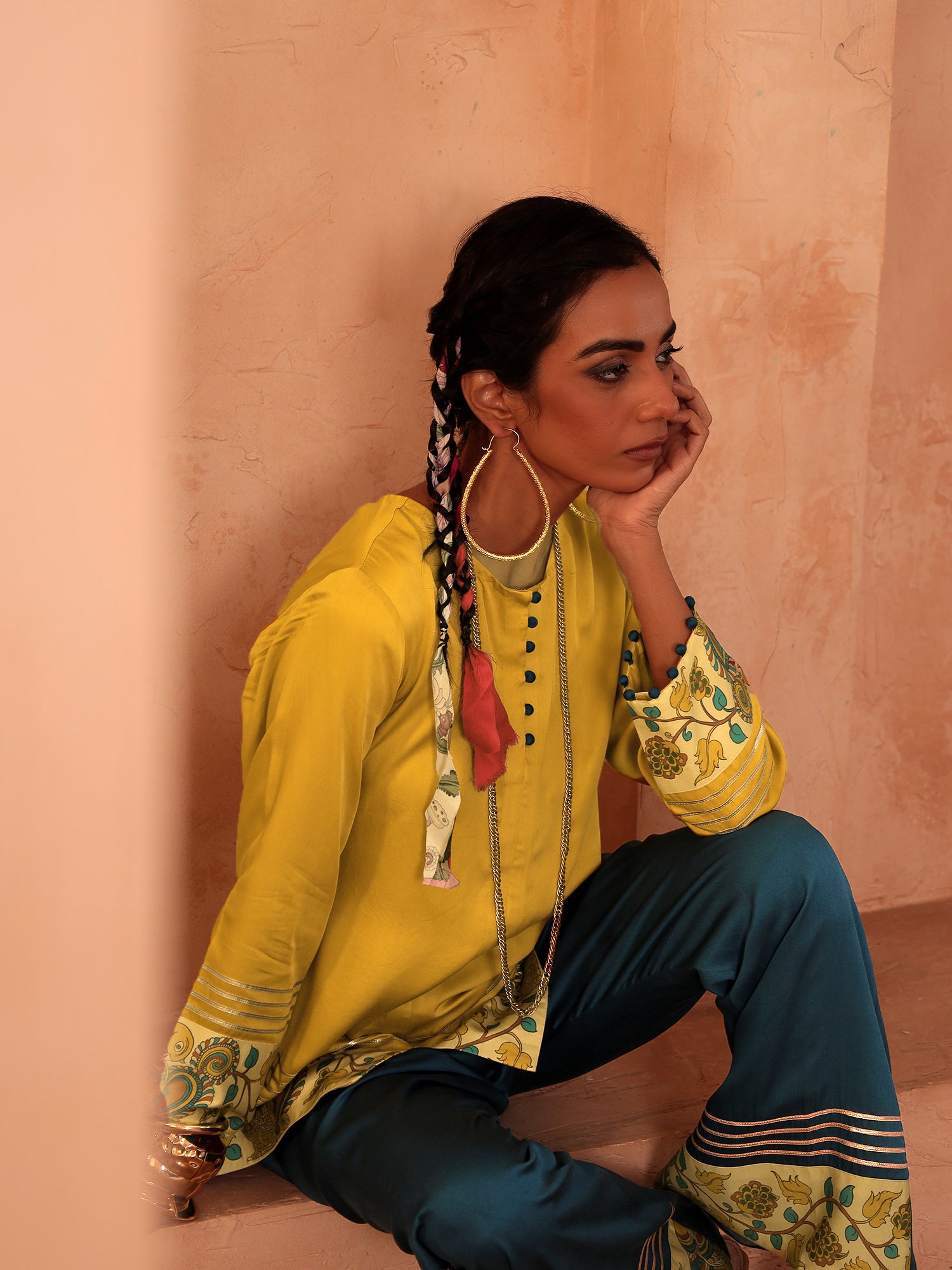 Savera Gota Bell Top