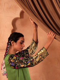 Mehru Bagh Farshi Kurti