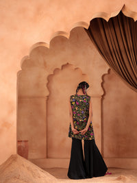 Aafreen Button Top Set