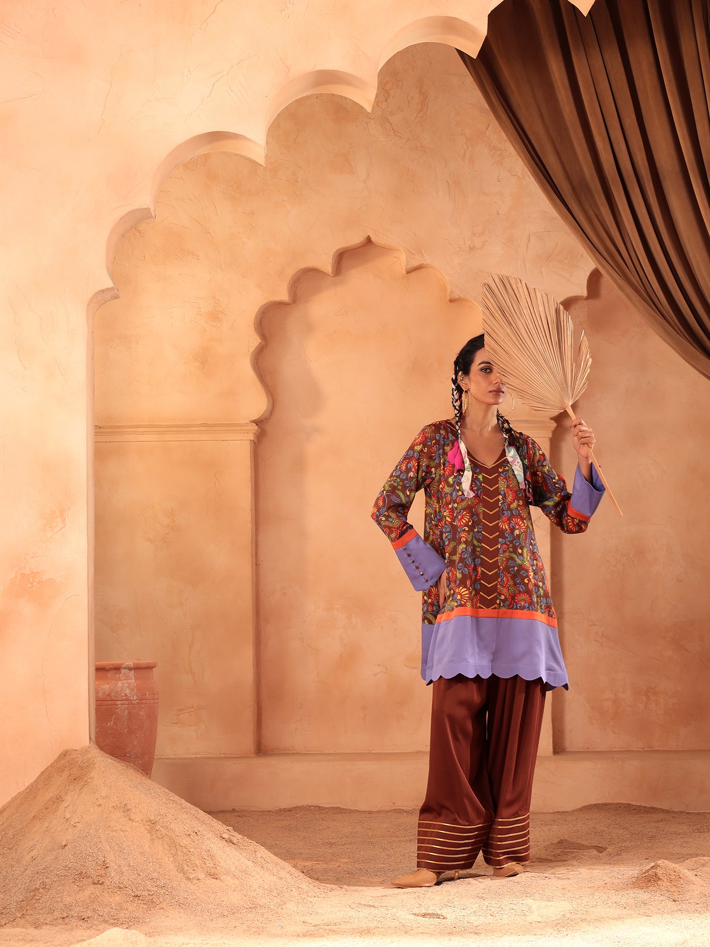 Amaltas Kurti Salwaar Set