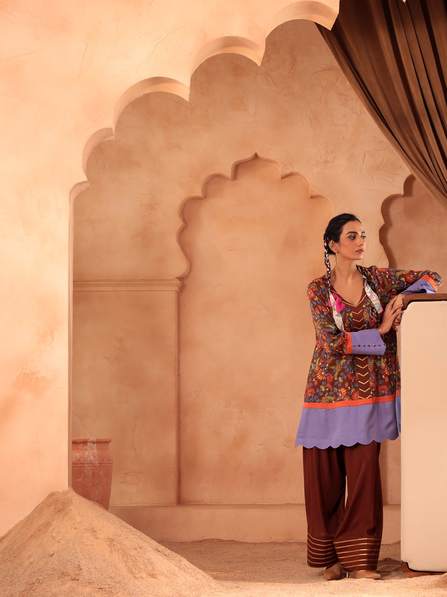 Amaltas Kurti Salwaar Set